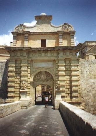 Греческими воротами в Средние века польз