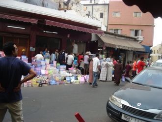 Несмотря на величие мечети Хассана II, н