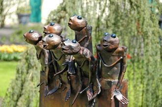 Парк Кёкенхоф знаменит также своими скул