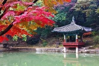 Пуёнчжи. Беседка, окруженная прудом. Оче