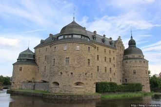 Эребруский замок строился с оборонительн