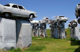 Три машины полностью погребены под землё