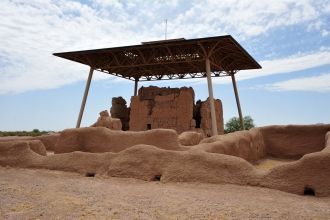 Крупнейшее из сооружений было 4-этажным