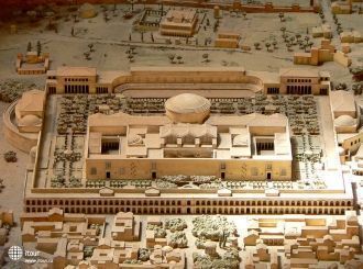 В архитектурном отношении термы представ