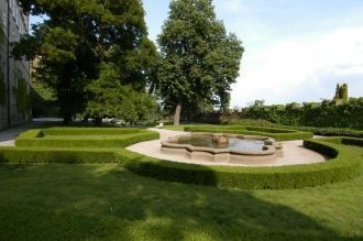 Дворцовый парк