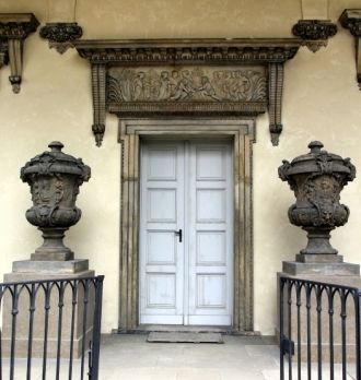 Строительство затянулось на долгие 22 го