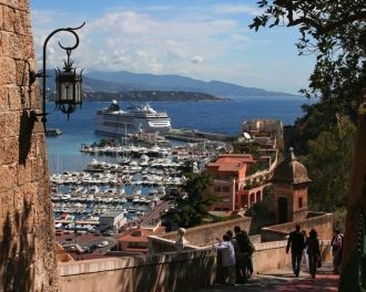 Вид с Форта Антуан на Лигурийское море.