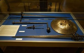 Холодное оружие.