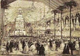 Любопытно, но около фонтана даже проводи