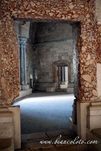 Почти все комнаты имеют сообщающиеся две