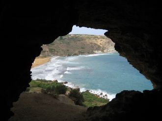 Вид из Пещеры Калипсо на бухту (2).
