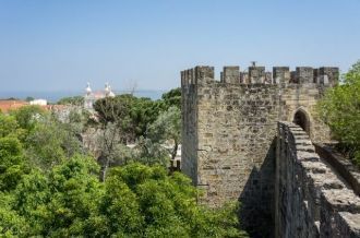 Основной вход в крепость представляет со