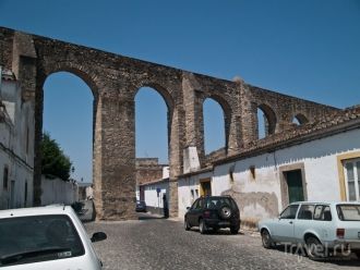 Сегодня акведук является охраняемым памя