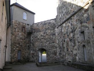 Территория Бергенского замка.