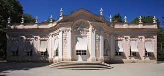 Амалиенбург (Amalienburg) — охотничий до