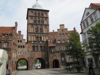 Оба шедевра средневекового зодчества вхо