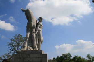 Статуя 