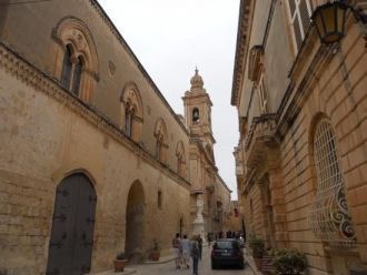 Дворец Фальсон является вторым самым ста