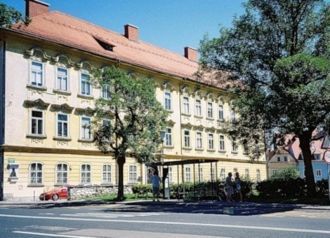 Автор – сам по себе занимательный истори