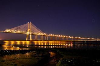 Мост был разработан так, чтобы выдержива