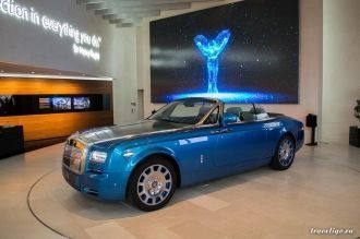 В 1929 свою первую машину под названием 