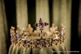 Еще одна Корона хранящаяся в Сокровищниц