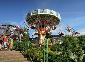 Самый старым аттракцион называется «Кару