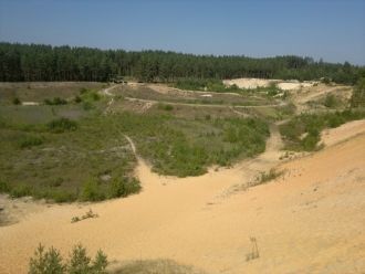 После осмотра пещер можно пройтись по пр