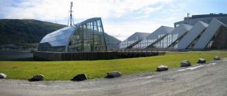 Здание самого северного аквариума на пла