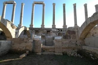 В 1927 году здесь начались раскопки и пр