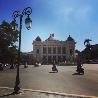 Здание театра Ханоя перешло в управление