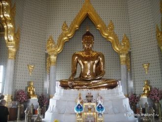 Золотой Будда состоит из чистейшего золо