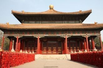 Одна из главных храмовых построек – это 