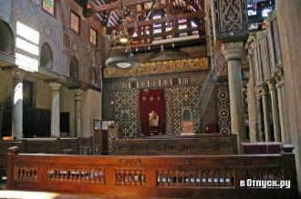 Внутреннее убранство церкви Аль-Муалляка