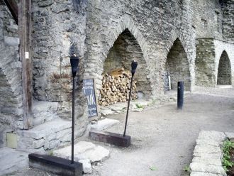 Когда с небес внезапно упал флаг, король