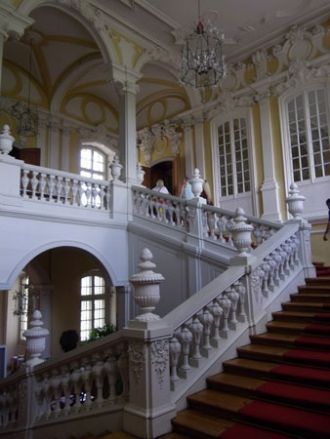 Рундальский дворец