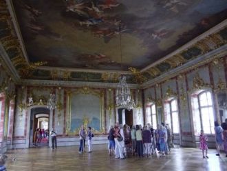 Самым роскошным по убранству является Зо