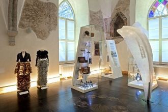 Здание Большой Гильдии практически не из