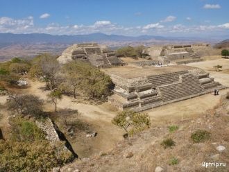 В Монте-Альбане находится множество усып