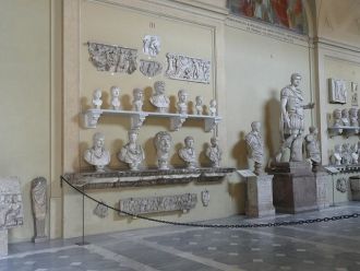 В этих отделах хранится огромная коллекц