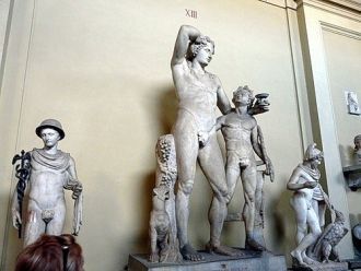 Дионис Лудовиси с пантерой, сатиром и яг