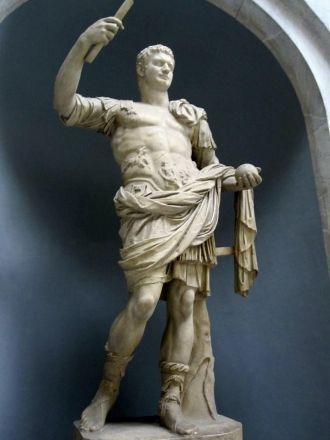 Статуя императора Домициана. Мрамор. 81—