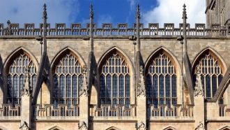 В последующие годы церковь разрушается, 