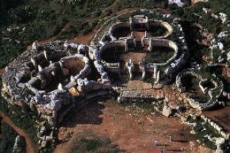 Ученые полагают, что трилистник символиз