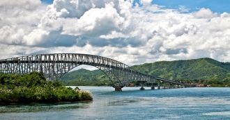 Мост Сан Хуанико - гордость филиппинцев.