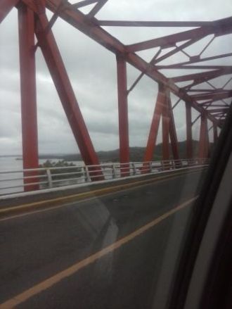 Въезд на мост находится в 10 минутах езд