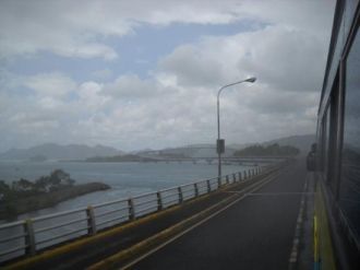 Мост Сан Хуанико в тумане.