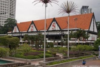 Клуб Royal Selanqor в парке Мердека.