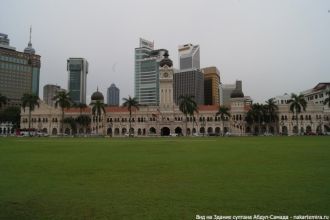 Вид на Здание султана Абдул-Самада.