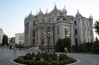 На базе Дома с химерами работает музейно